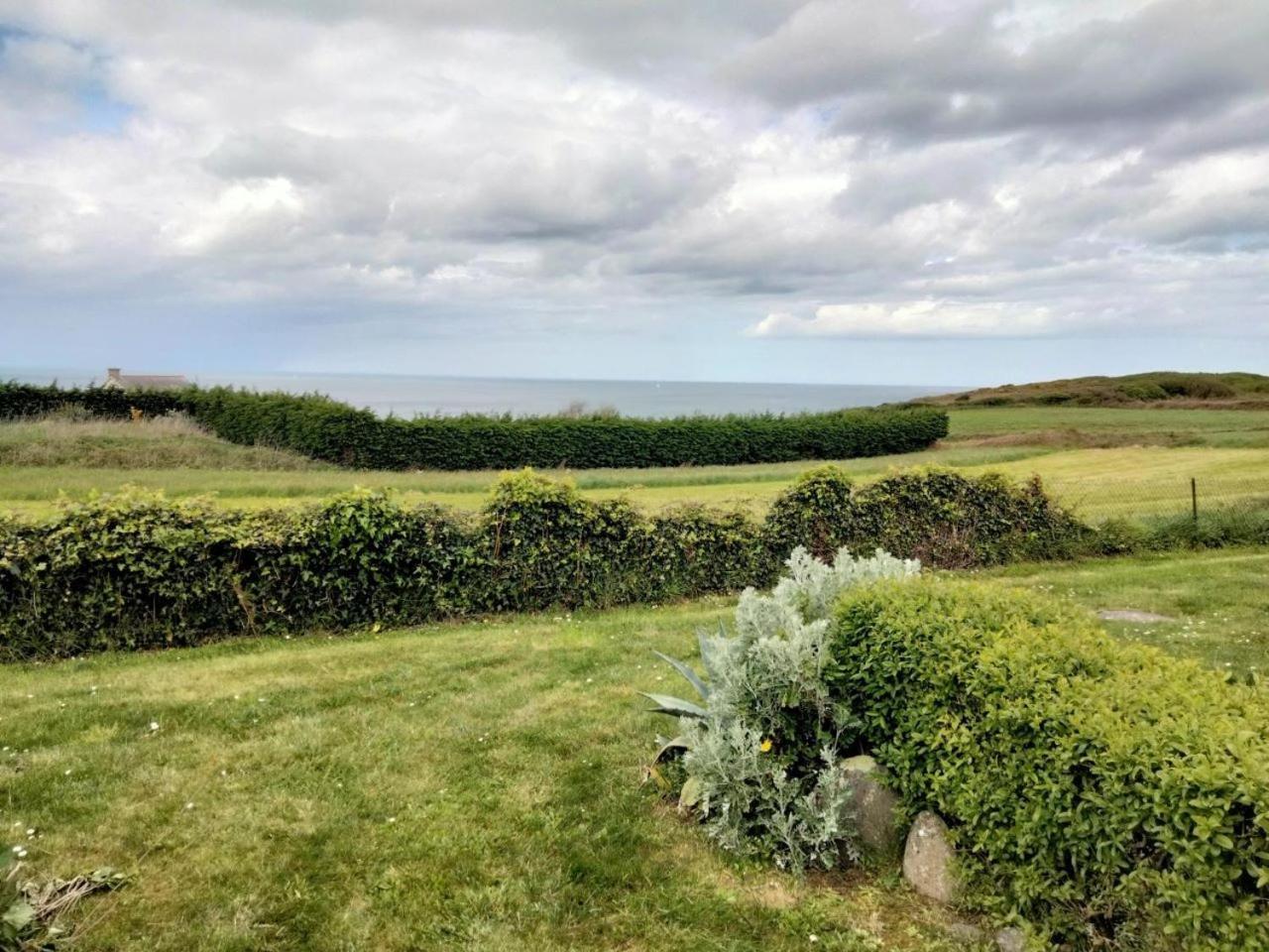 Bienvenue Au Studio L'Escale Bleue Avec Vue Mer Et Sur Le Cap Frehel Сен-Каст-ле-Гильдо Экстерьер фото